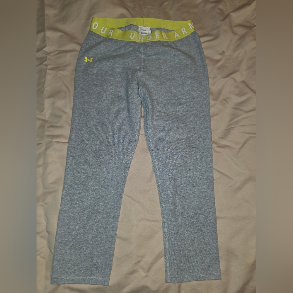 Women's Under Armour Gray and Yellow M Leggings